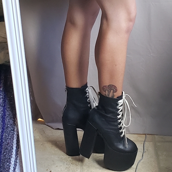 Meet your Posher, Da Whiz - Picture 2 of 2